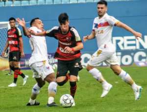 Ponte Preta recebe Figueirense e tenta terceira vitória seguida na Série B