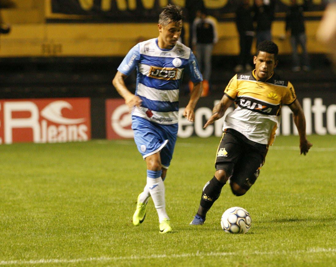 Série B: São Bento quer vitória contra o Criciúma para se afastar do Z4