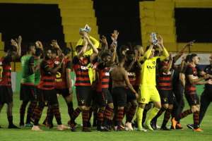 Desconfigurado, Sport aposta em mudança total no sistema defensivo