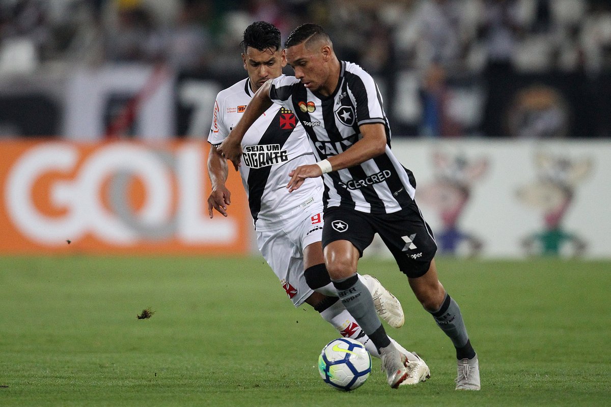 Sem sossego, Zé Ricardo vai ter novas mudanças no time do Botafogo