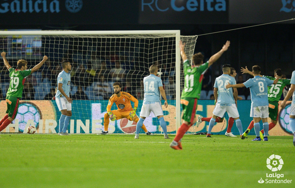 ESPANHOL: Alavés bate Celta de Vigo fora de casa e assume ponta provisória