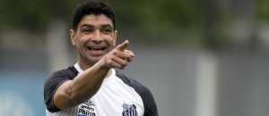 Renato diz já pensar em 2019 e admite necessidade de reforços para o Santos
