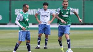 Palmeiras quer vitória sobre Ceará para abrir vantagem inédita neste Brasileirão