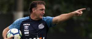 Com retornos e sem Bambu, Santos relaciona 23 para duelo com o Inter no Sul