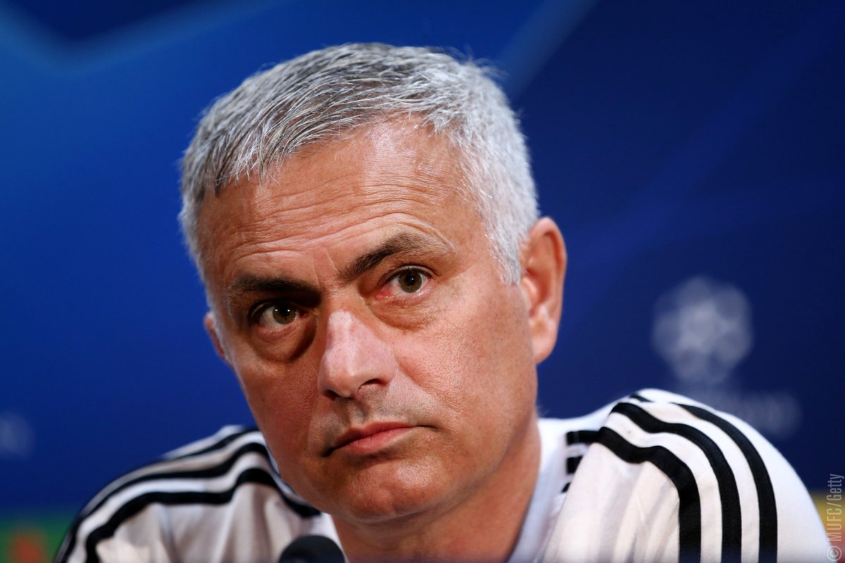 Mourinho descarta possibilidade de voltar ao Real e diz estar feliz em Manchester