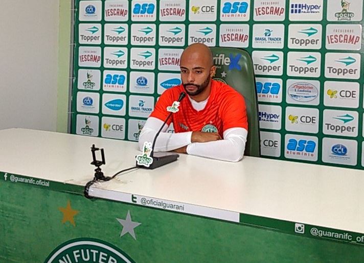 Série B: ‘Não vamos desistir’, diz Romário sobre chance de acesso do Guarani