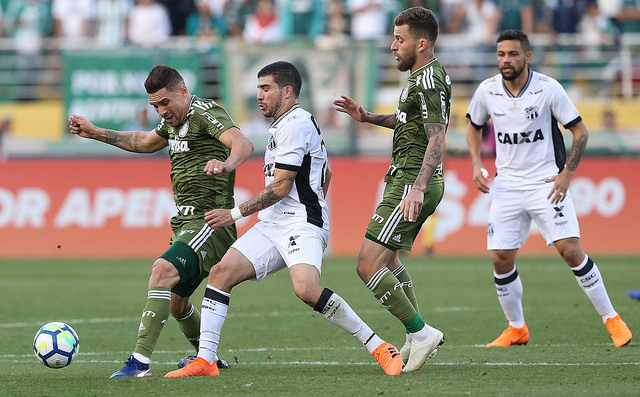 Lucas Lima é um dos jogadores suspensos contra Flamengo