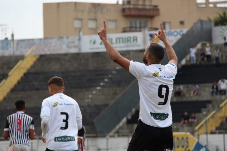 Segundona: Artilheiro do Comercial quer time jogando para frente na decisão