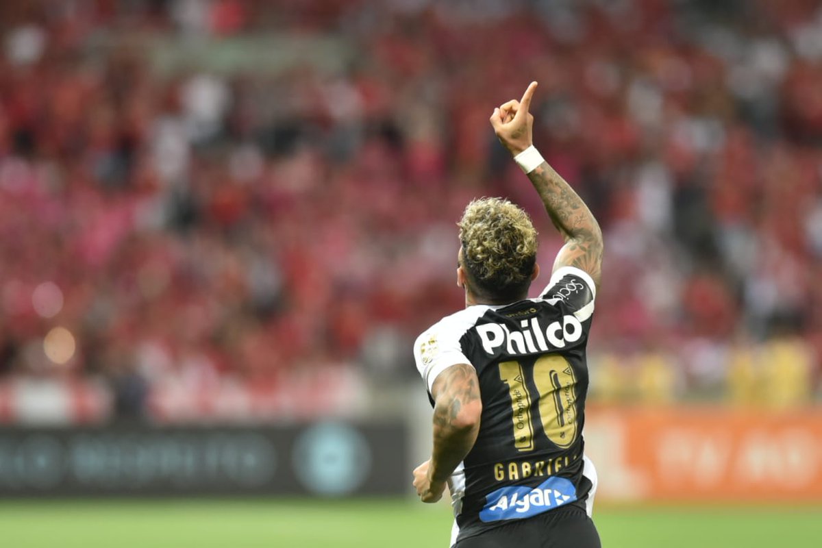 Vice-líder do returno, Santos projeta ‘8 decisões’ em reta final do Brasileirão