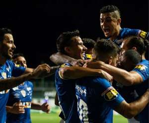 Em mais uma 'festa', Cruzeiro enfrenta Ceará em jogo adiado da 28ª rodada