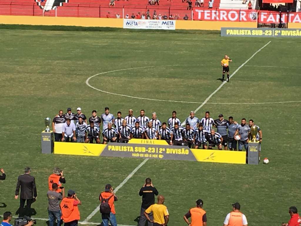 Após muita festa e empate, Pinho pede Comercial focado no título