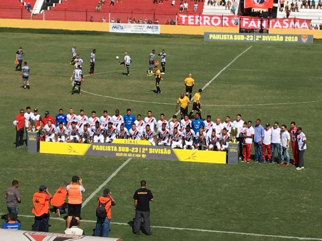 Zagueiro do Primavera analisa empate e foca no título: 'Está em aberto'