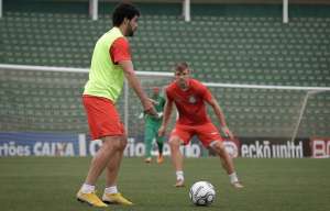 Série B: Com lesão na panturrilha, Bruno Mendes é vetado pelo DM do Guarani