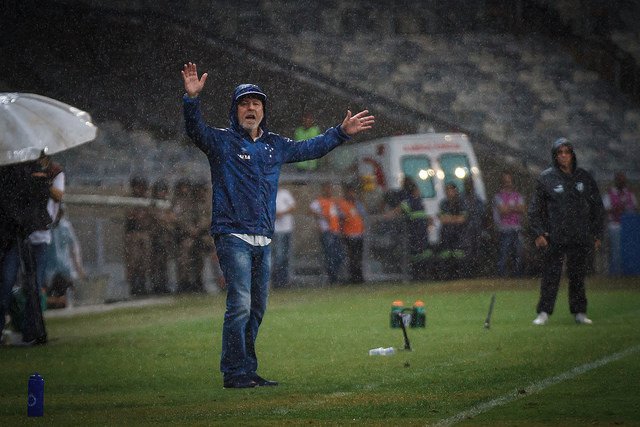 Mano Menezes exige concentração ao Cruzeiro nas partidas finais da temporada