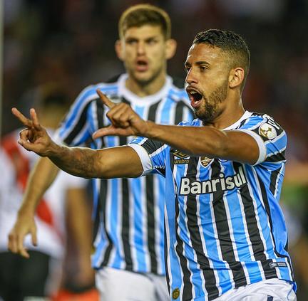 Michel voltou ao Grêmio e decidiu