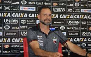 Série B: Wagner Lopes prega cautela no Atlético e elogia o lanterna Boa Esporte
