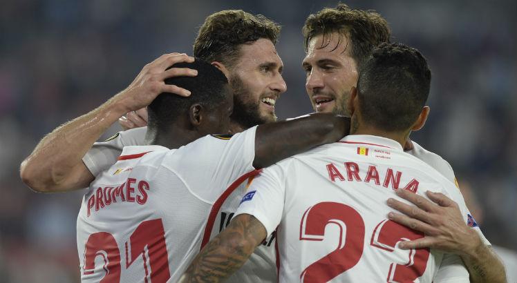 LIGA EUROPA: Arana se destaca e Sevilla faz 6 a 0 no Akhisarspor