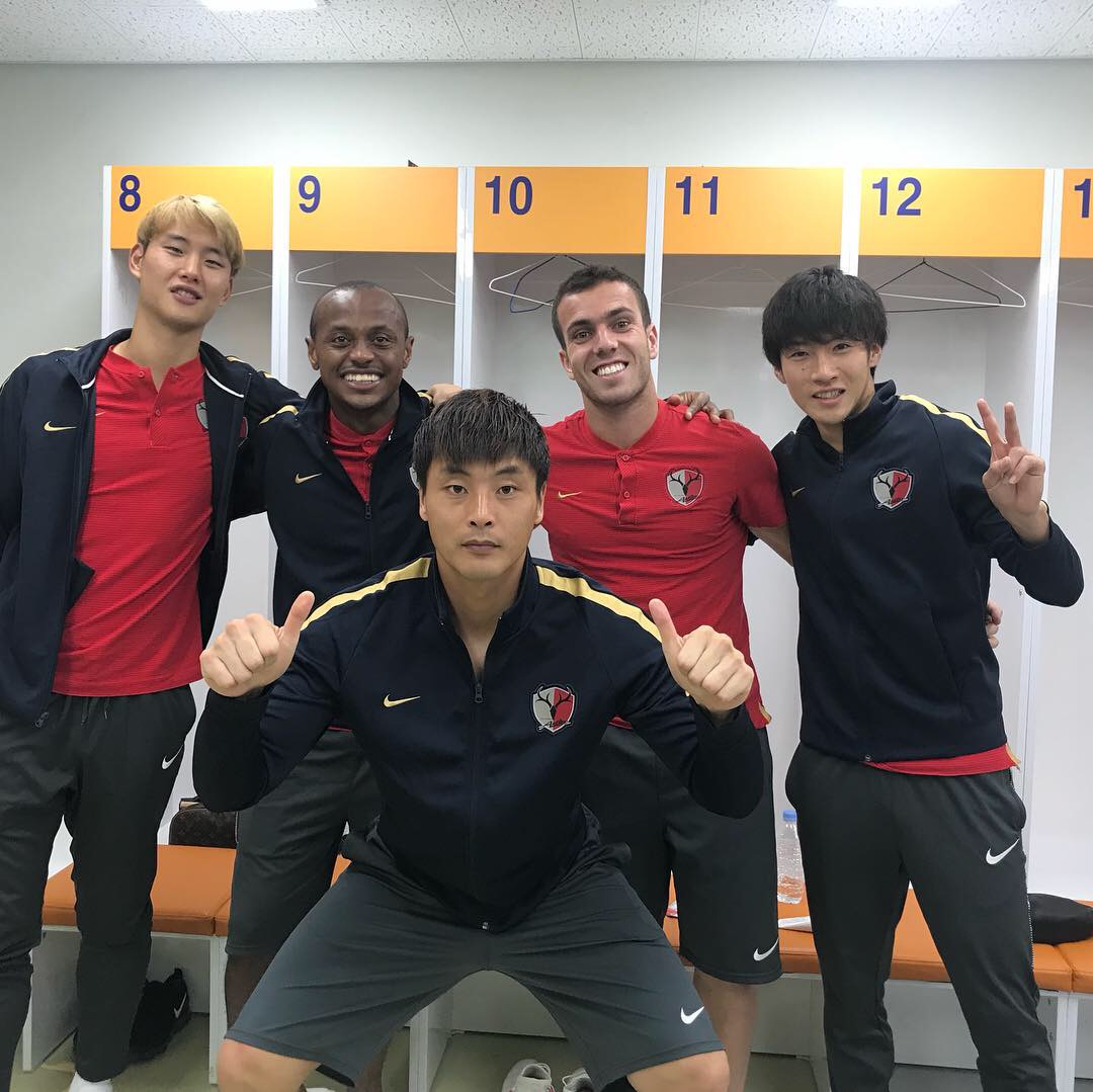 Japonês: Léo Silva expressa felicidade por fazer história no Kashima Antlers