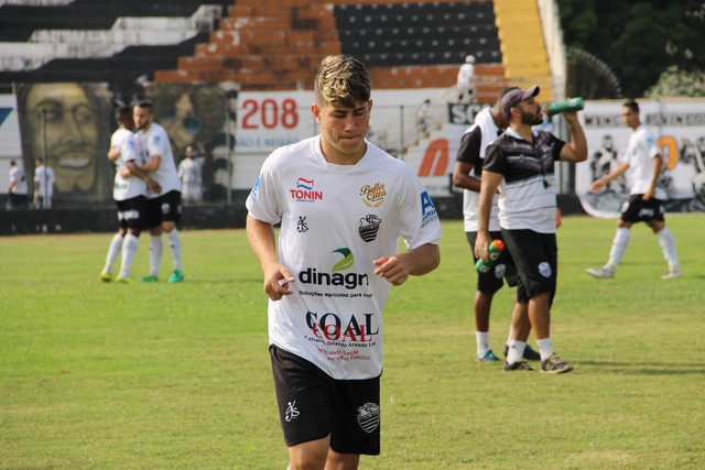 Segundona: Com Dener recuperado, Pinho prepara Comercial para segundo jogo da final