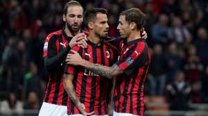 ITALIANO: Higuain marca, Milan vence Sampdoria e alivia pressão sobre Gattuso