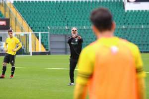 Série B: Micale comemora primeira vitória no comando do Figueirense