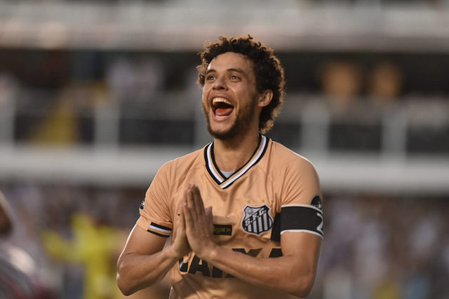 Victor Ferraz fez um grande jogo diante do Fluminense - Ivan Storti/Santos FC