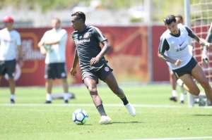 Ainda sem Damião e Pottker, Inter faz treino visando o Atlético-PR