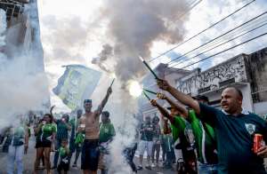 Torcida do América-MG prepara protesto antes do clássico