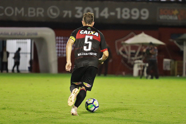 Volante espera Vitória ligado para buscar grande resultado diante do Paraná