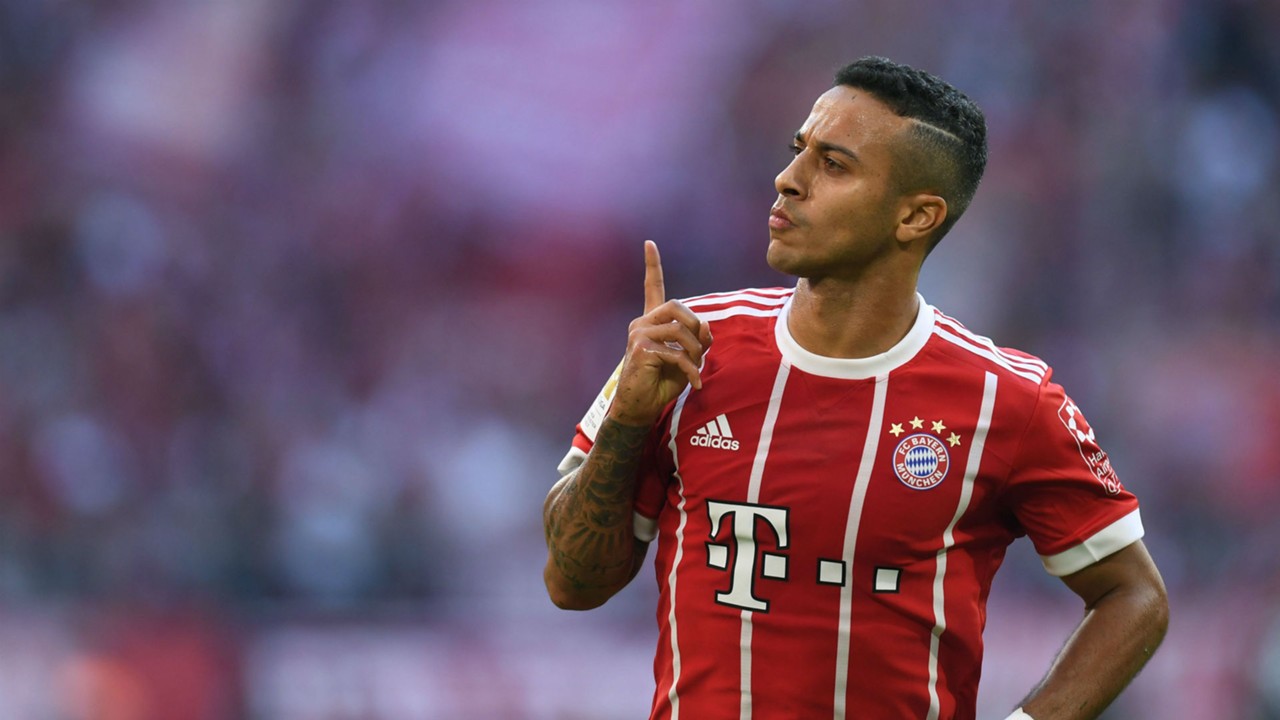 Alemão: Thiago Alcântara sofre lesão no tornozelo e desfalca Bayern por ‘semanas’