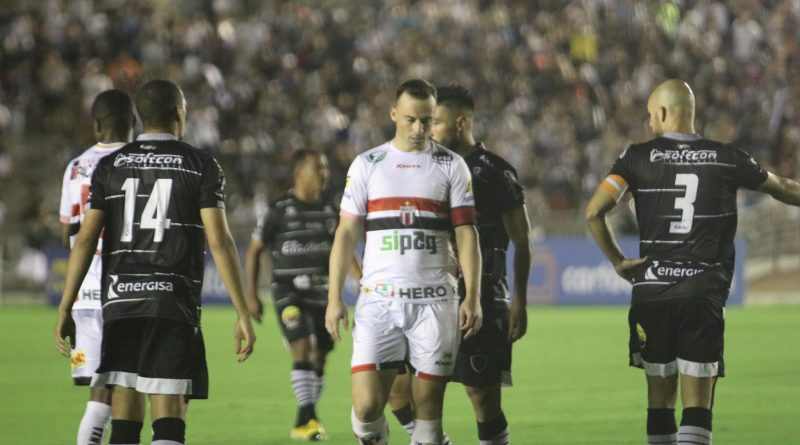 Após renovar com Lucas Mendes, Botafogo-SP anuncia acordo com zagueiro capitão