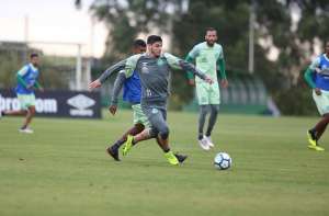 Jejum de vitórias como visitante incomoda elenco da Chapecoense