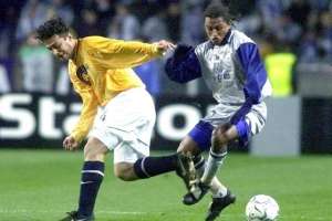 Luto! Ex-Porto e Fluminense, lateral morre durante campeonato amador