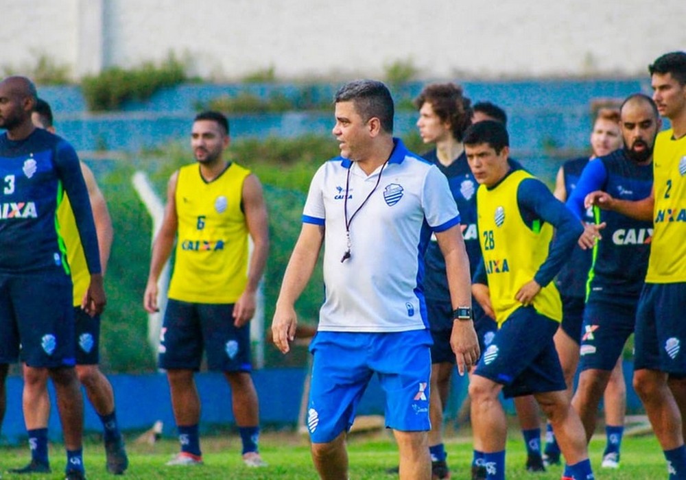 Série B: Marcelo Cabo não faz mistério e confirma CSA sem mudanças