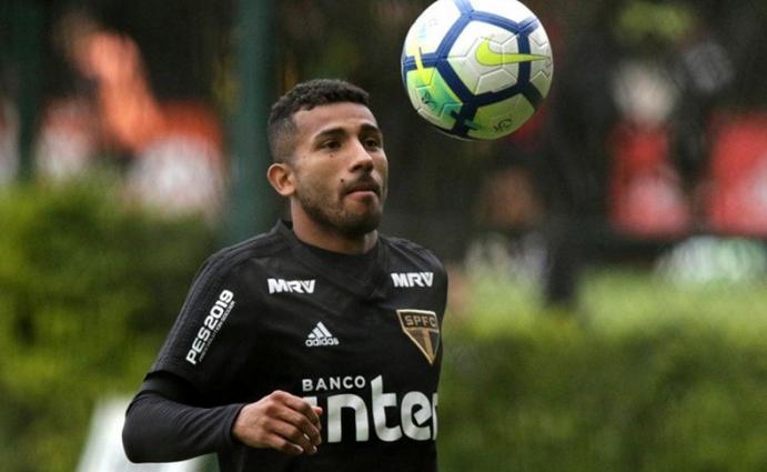 Rojas passa bem após cirurgia e só deve retornar ao São Paulo daqui a seis meses (Foto: Divulgação/São Paulo)