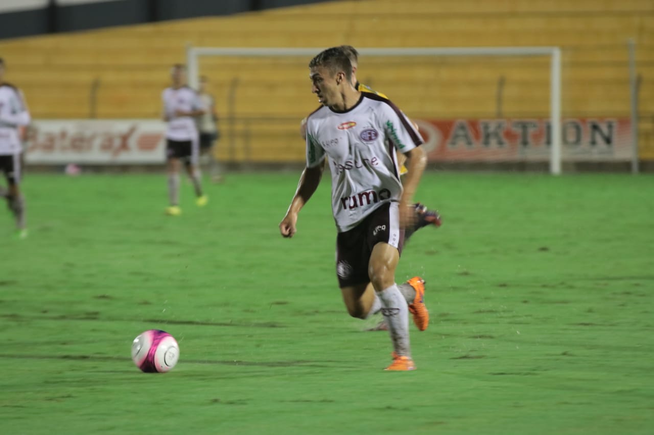 COPA PAULISTA: Ferroviária busca 3ª semifinal seguida e Votuporanguense defende vantagem