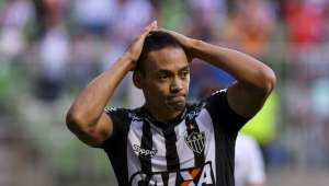 Apesar de má fase, Ricardo Oliveira diz que não falta empenho ao Atlético-MG