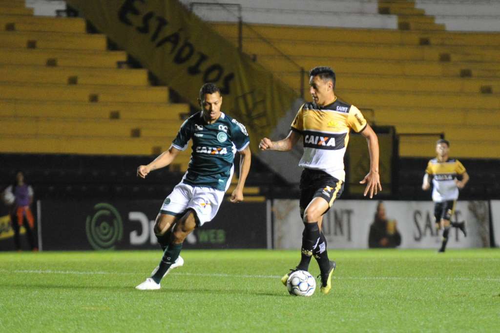 Na noite desta sexta-feira, Criciúma e Goiás empataram em 2 a 2 e o Brasil de Pelotas venceu o Juventude, por 1 a 0  (Foto: Caio Marcelo/Criciúma)