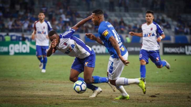 Paraná x Vitória – Na lanterna, Tricolor que fazer jogo de igual para igual