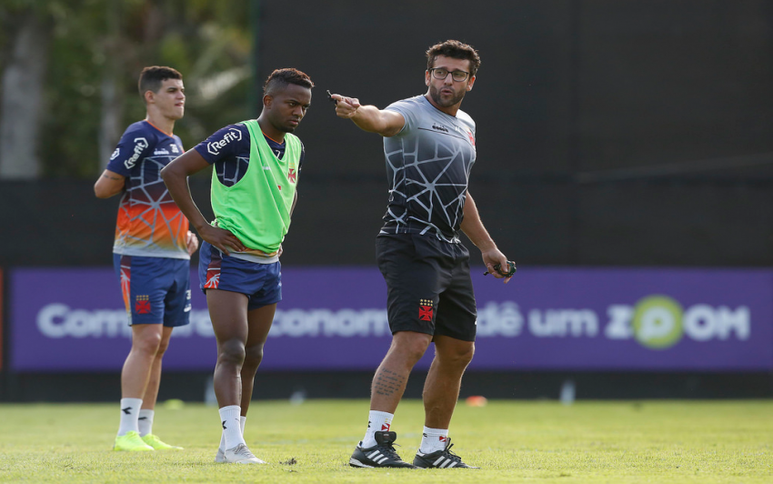 Com focos distintos na temporada, Fluminense e Vasco duelam no Maracanã