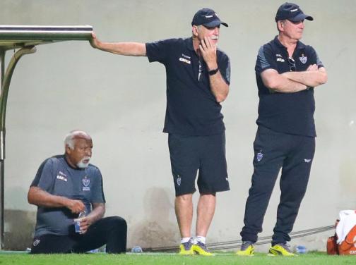 Clima fica pesado no Atlético-MG após derrota e todos admitem que falta motivação