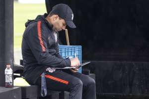 Com semana livre, Corinthians espera recuperar Jadson e Douglas para o clássico