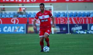 Série B: CRB treina com portões fechados antes de duelo direto contra o Juventude