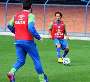Série B: Avaí fecha treino e adota mistério para confronto direto