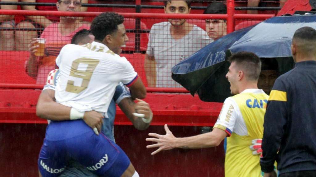 Após acesso, Leão pode garantir título