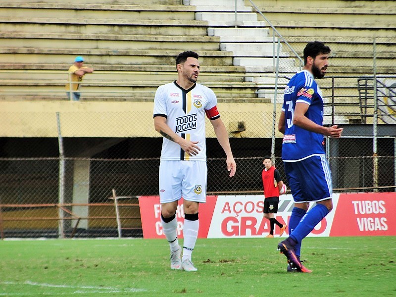 Paulista A2: São Bernardo renova com peça importante do elenco para 2019