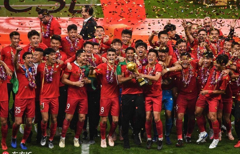 CHINÊS: Com três brazucas, Shanghai SIPG é campeão e encerra hegemonia do Guangzhou