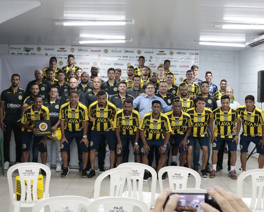 Paranaense: Sob comando de Paulo Foiani, FC Cascavel apresenta elenco