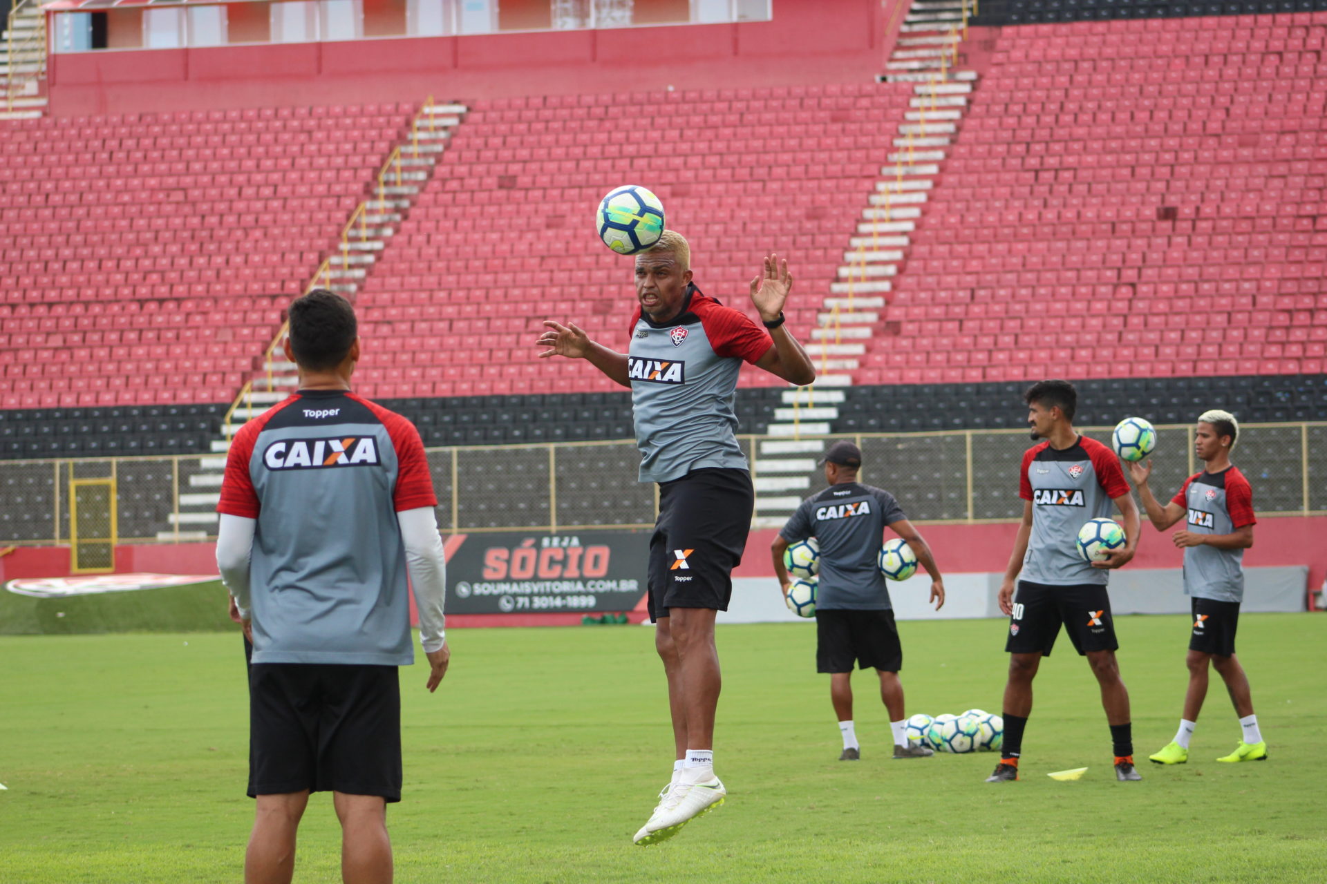 João Burse ensaia Vitória com quatro mudanças para encarar o Bahia