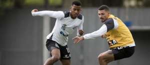 Possível desfalque de Veríssimo pode obrigar Cuca a improvisar Yuri no Santos